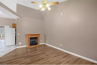 124 Bethania Oaks Circle, Pfafftown, NC 27040 - Photo 3