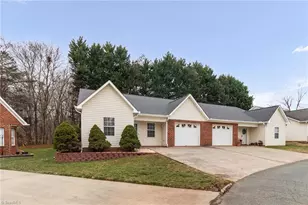 124 Bethania Oaks Cir, Pfafftown, NC 27040 - Photo 29