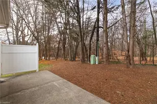 124 Bethania Oaks Cir, Pfafftown, NC 27040 - Photo 23