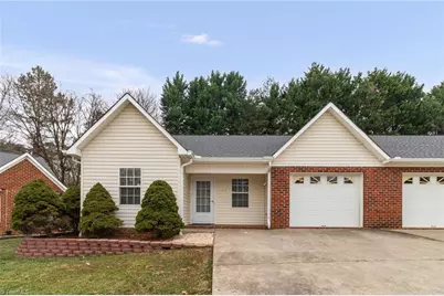 124 Bethania Oaks Circle, Pfafftown, NC 27040 - Photo 1