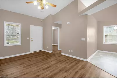 124 Bethania Oaks Circle, Pfafftown, NC 27040 - Photo 5