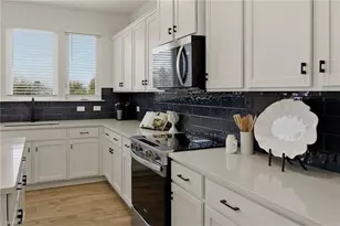 304 Sedge Garden Rd, Kernersville, NC 27284 - Photo 9