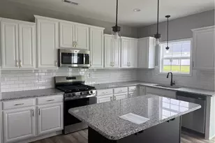 709 Palomino Mustang Dr, Whitsett, NC 27377 - Photo 5