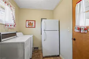 154 Melody Ln, Thomasville, NC 27360 - Photo 21