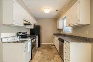 5305 N Oaks Dr, Greensboro, NC 27455 - Photo 9