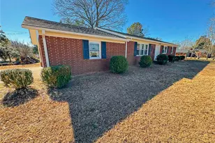 506 Archergate Rd, Browns Summit, NC 27214 - Photo 3