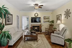 4455 Piedmont Trace Dr, Greensboro, NC 27409 - Photo 7