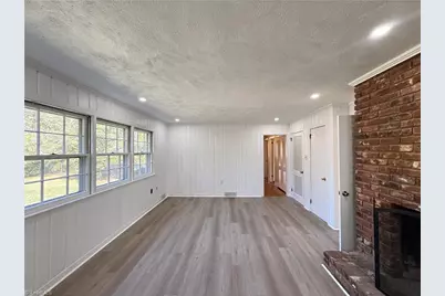 2841 Deerwood Drive, Winston-Salem, NC 27103 - Photo 5