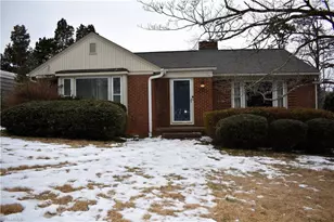 3 Forest Dr, Lexington, NC 27292 - Photo 1