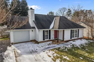 4001 Sourgum Ct, Greensboro, NC 27410 - Photo 33