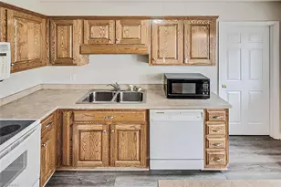 2585 Peppertree Ridge Rd, Randleman, NC 27317 - Photo 9