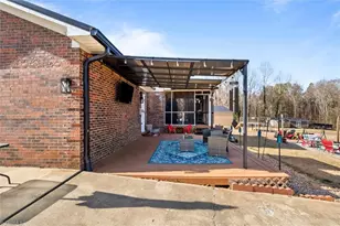 193 Deerfield Country Rd, Randleman, NC 27317 - Photo 29