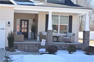 6474 Rogers Farm Rd, Pleasant Garden, NC 27313 - Photo 5