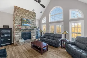 650 Beaver Lodge Cir, Reidsville, NC 27320 - Photo 5