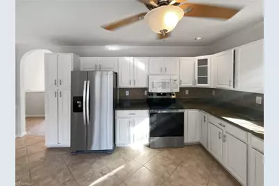 3994 Leinbach Drive, Winston-Salem, NC 27106 - Photo 9