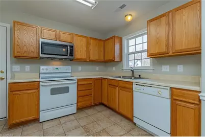 358 Carriage Lane, Linwood, NC 27299 - Photo 9