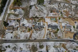 606 Driftwood Dr, Gibsonville, NC 27249 - Photo 3