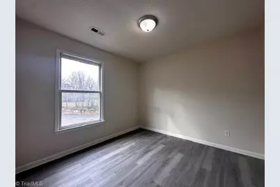 2909 Spring Garden Street #H, Greensboro, NC 27403 - Photo 9