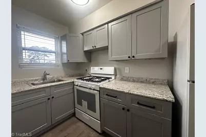 1620 English Street #E, Greensboro, NC 27405 - Photo 7