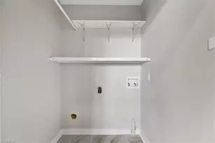 2221 Oak Hill Dr, Greensboro, NC 27408 - Photo 37