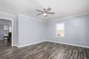 404 Short St, Haw River, NC 27258 - Photo 3