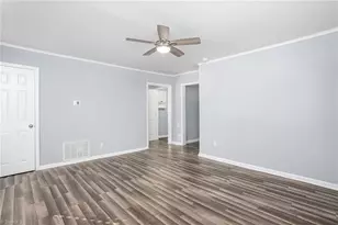 404 Short St, Haw River, NC 27258 - Photo 5