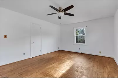 1052 N Main Street, Troy, NC 27371 - Photo 11