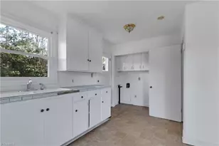 1052 N Main St, Troy, NC 27371 - Photo 9