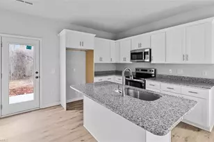 295 Lindbergh St, Winston-Salem, NC 27104 - Photo 9