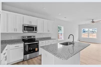 295 Lindbergh Street, Winston-Salem, NC 27104 - Photo 11