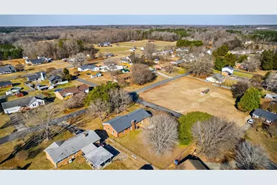 325 Log Barn Road, Salisbury, NC 28146 - Photo 13