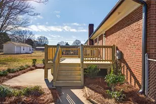 325 Log Barn Rd, Salisbury, NC 28146 - Photo 35
