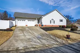 1978 Waccamaw Path, Winston-Salem, NC 27127 - Photo 33