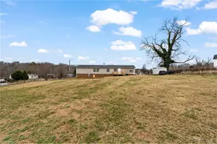 1058 Pearl Ct, Randleman, NC 27317 - Photo 37