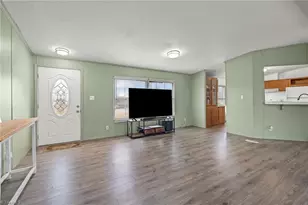 1058 Pearl Ct, Randleman, NC 27317 - Photo 7