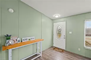 1058 Pearl Ct, Randleman, NC 27317 - Photo 5