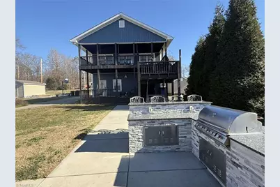 384 Lake Shore Avenue, Lexington, NC 27292 - Photo 5