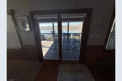 384 Lake Shore Avenue, Lexington, NC 27292 - Photo 19