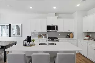 1818 Pheasant Trce Cir, Kernersville, NC 27284 - Photo 9