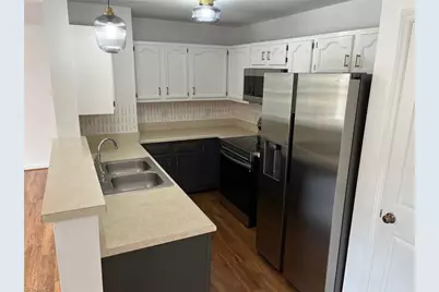 6704 W Friendly Avenue #4E, Greensboro, NC 27410 - Photo 9