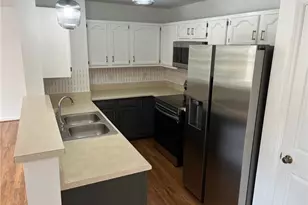 6704 W Friendly Ave, Greensboro, NC 27410 - Photo 9