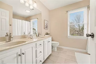 3908 Sandlewood Road, High Point, NC 27265 - Photo 29