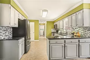 3908 Sandlewood Rd, High Point, NC 27265 - Photo 7