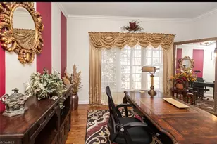 3101 Lodge Dr, Jamestown, NC 27282 - Photo 9