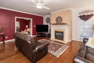 3101 Lodge Dr, Jamestown, NC 27282 - Photo 11