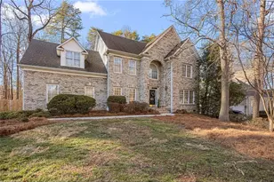 3101 Lodge Dr, Jamestown, NC 27282 - Photo 3