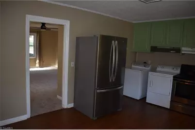 1115 E Willowbrook Drive, Burlington, NC 27215 - Photo 21