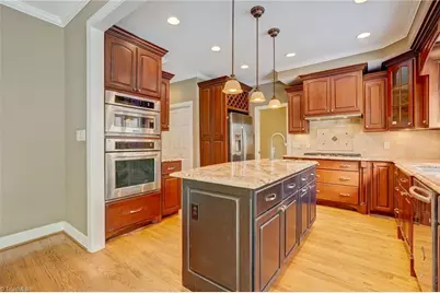 3808 Crosstimbers Drive, Greensboro, NC 27410 - Photo 19