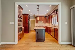 3808 Crosstimbers Dr, Greensboro, NC 27410 - Photo 17