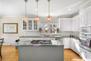 2075 Huntington Woods Dr, Lexington, NC 27295 - Photo 11